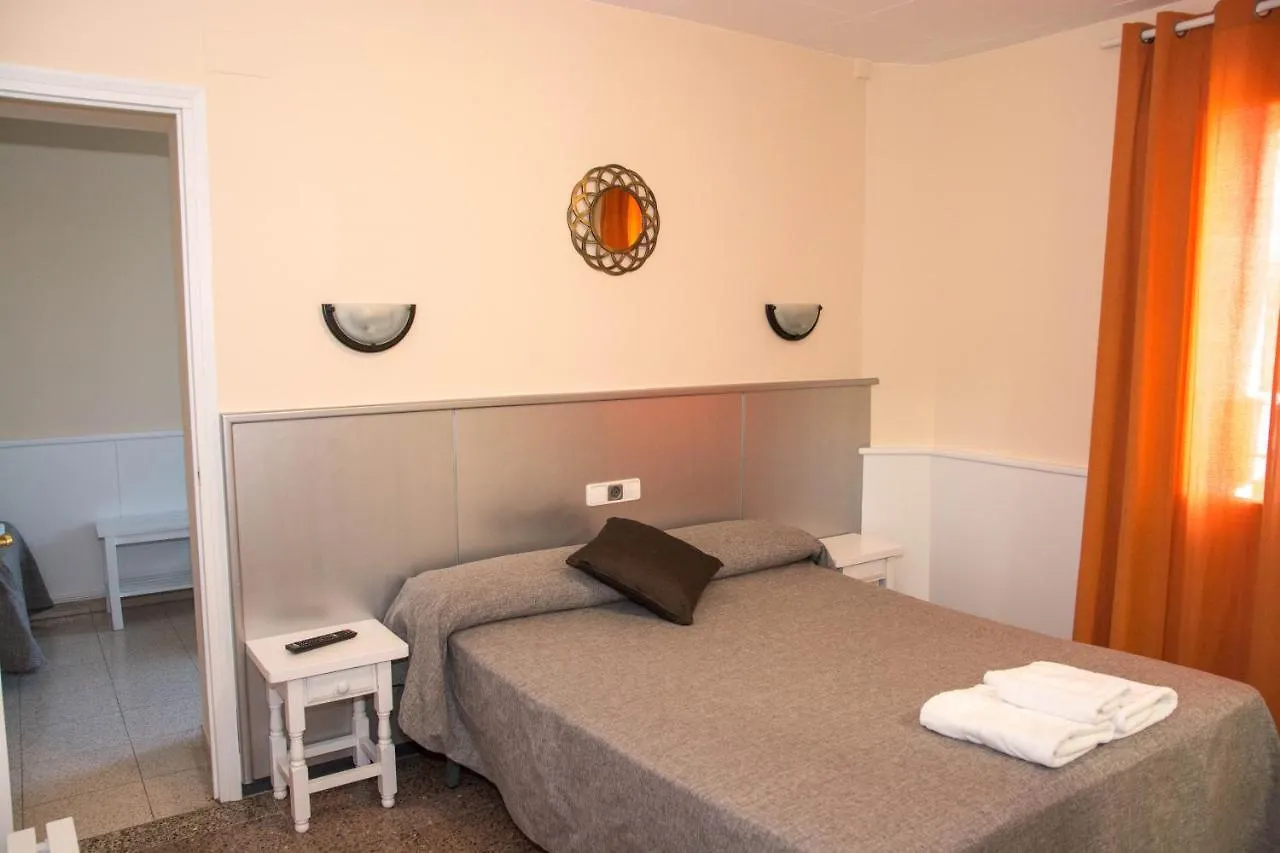 Casa de hóspedes Hostal Emporda Castello  D'Empuries